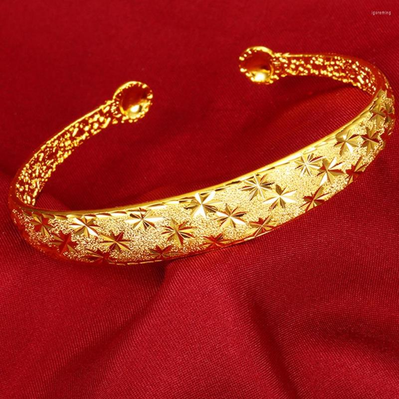 

Bangle Classic Style Womens Cuff Yellow Gold Filled Star Carved Bracelet Fashion Jewelry