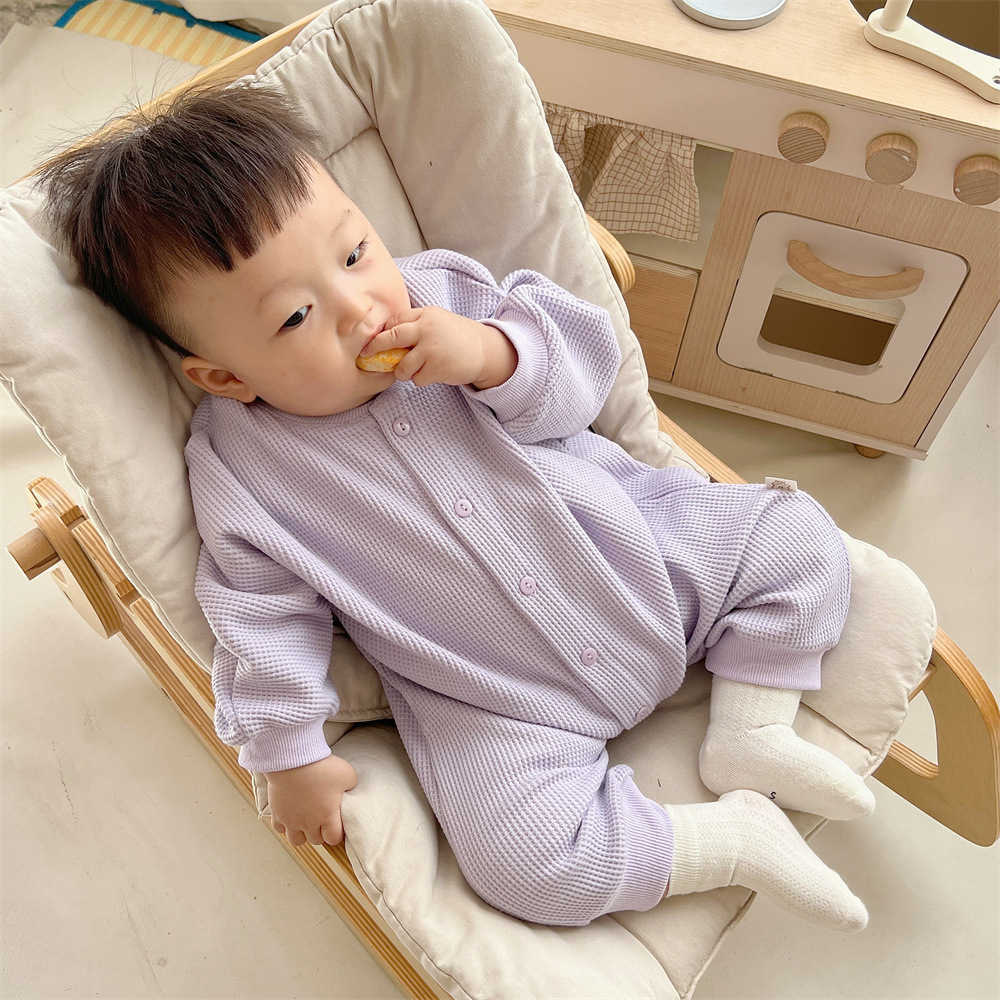 

Rompers Kids Boy Solid Waffle Single Breasted Romper 2022 Autumn New Baby Girls Loose Casual Simple Long Sleeves Jumpsuit One Piece J220922, Beige