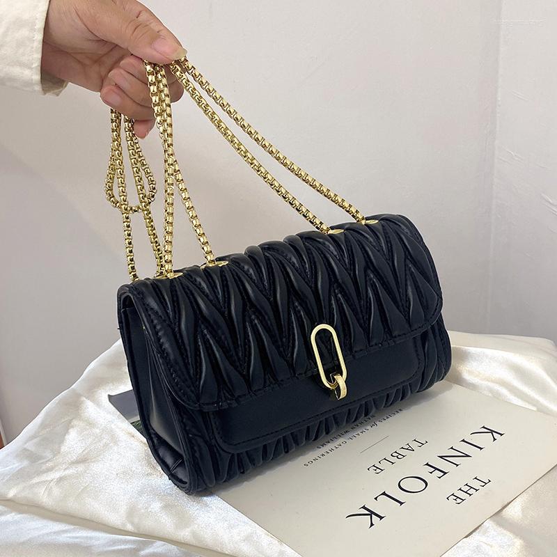 

Evening Bags 2022 Style Women's Shoulder Bag Metal Chain Ladies Messenger Stripe Design Female Handbag Party Beauty Lipstick PU, Black