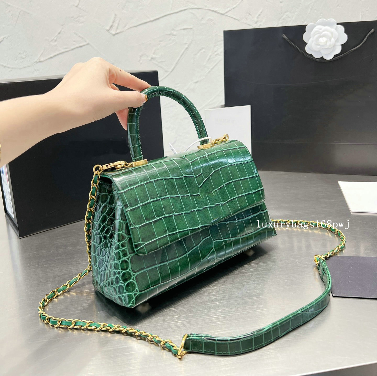 

Round Interlocking G Chian Bag Blondie Shoulder Bag Handbag Designer Women Crossbody Bags Lady Luxury Genuine leather Toned Sac Cabas Small, Box single shot can not be sent