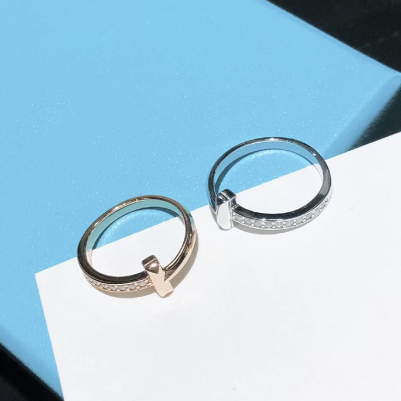 

Luxurys fashion designers women double-layer full diamond ring shows temperament light simple exquisite personalized and versatile adjustable size good nice