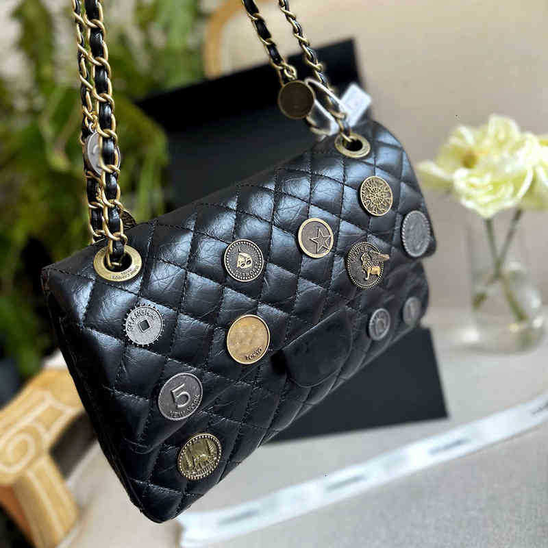 

CC Bag Shopping Bags Women's Shoulder Collectible Commemorative Edition Luxury Designers Crumpled Calfskin Gold-tone Metal Matelasse Chain Q, Box