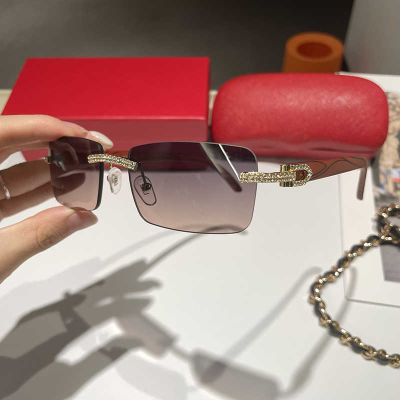 

Sun glasses Timeless womens Sunglasses Wooden Temples Unisex Double Row Small Diamond Inlay Nose Bridge and arms luxury lunette Designer carti