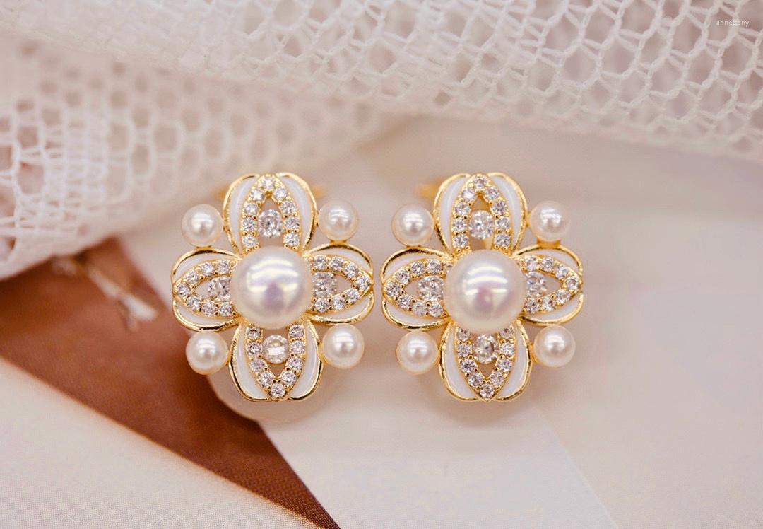 

Stud Earrings Wholesale Luxury Flora Natural Freshwater Ear Clip Fashion Pearl Jewelry