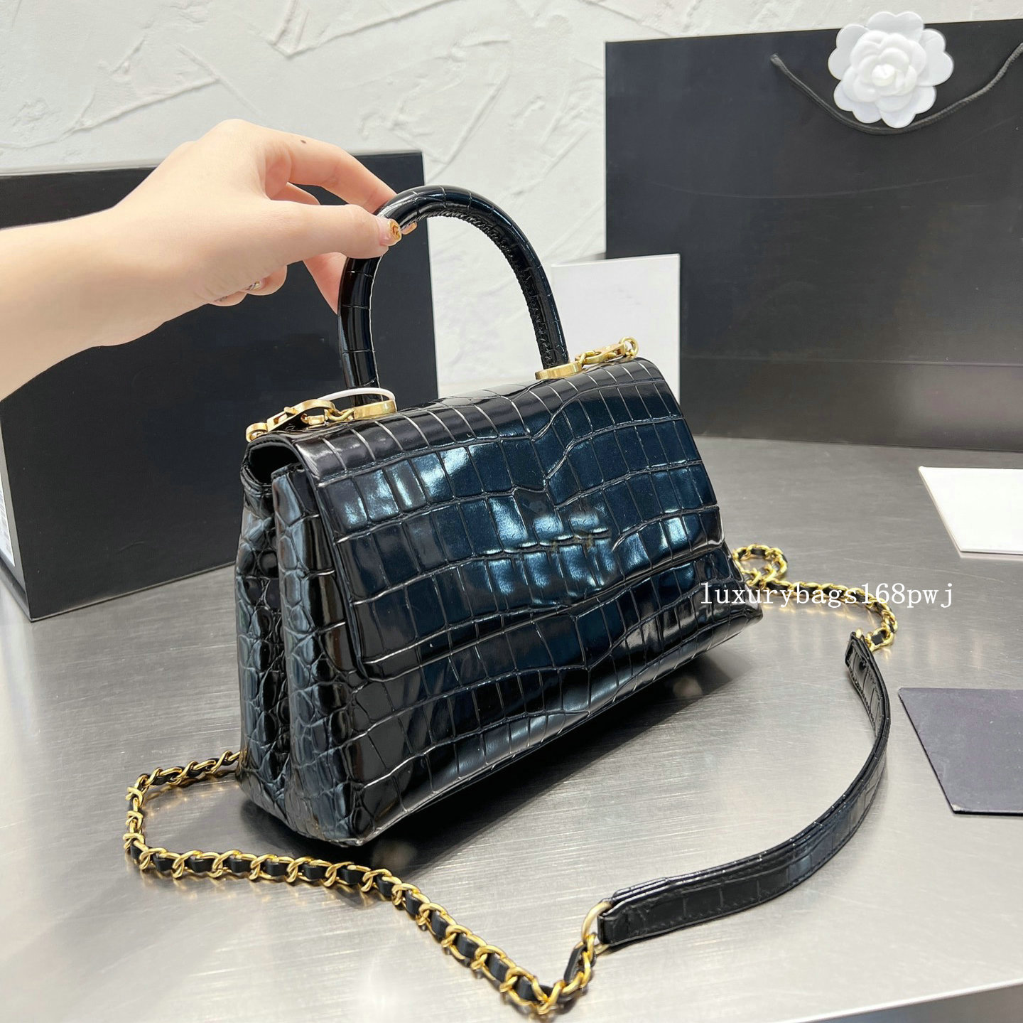 

Luxurys Bags Crossbody Designer Messenger Embossed Puffy Leather Chain Bag Handbag Fashion-Forward Shoulder Bags Cross-Body With The Strap Purse Wallet, Box single shot can not be sent