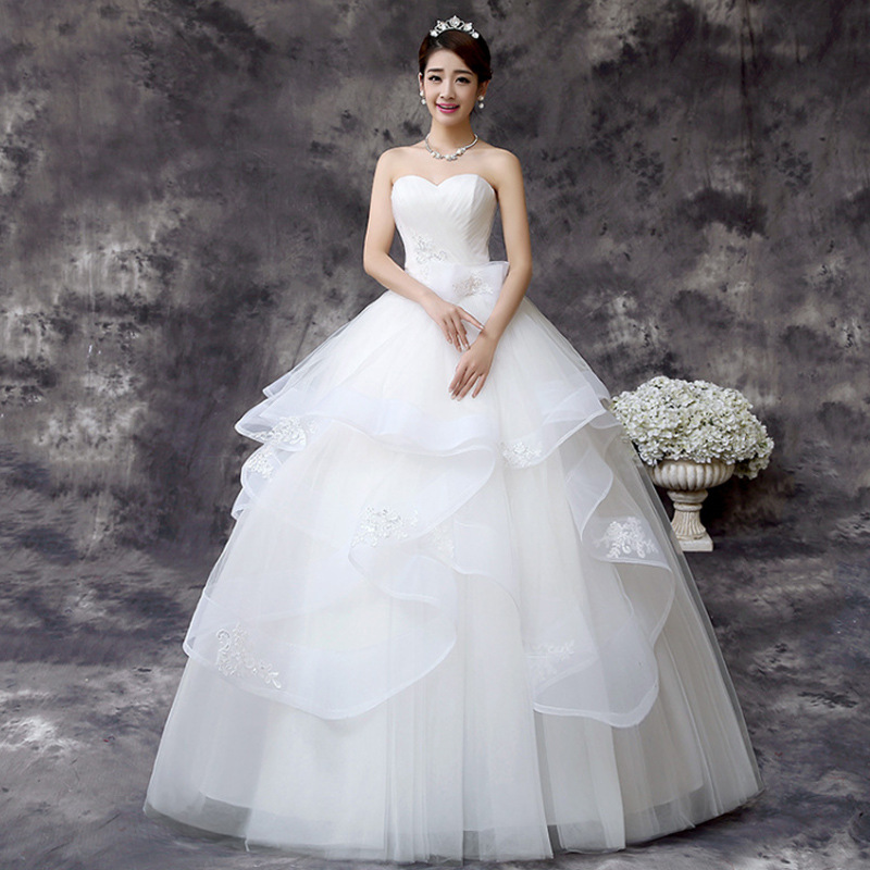 Robe de bal arabe Robes de mariée de luxe 2023 Sheer off épaule Dentelle Appliques 3D Fleurs Perlées Plus La Taille Tribunal Train Tulle Robes De
