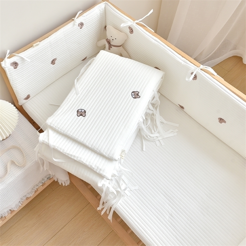 

Bed Rails Baby Crib Bumper Bear Bunny Tiger Embroidery born Quilted Cot Pillow Pads Protector Infant Bed Rail Guard Fence Baby Bedding 221006