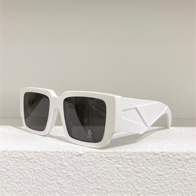 

Sunglasses For Women Men 12Z Summer Style Anti-Ultraviolet Retro Plate Plank Full Frame Glasses Random Box