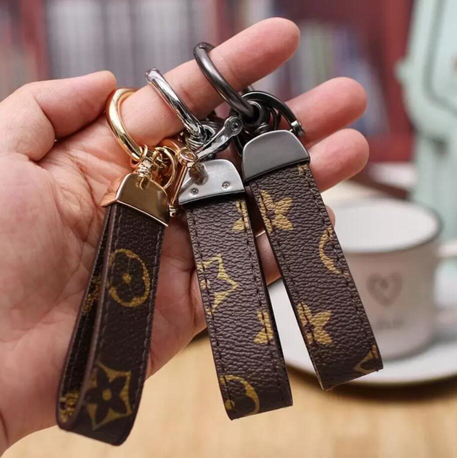 

Fashion Key Buckle Car Keychain Handmade PU Leather Key Chain Keychains Men Women Bag Pendant Accessories 9 Colors