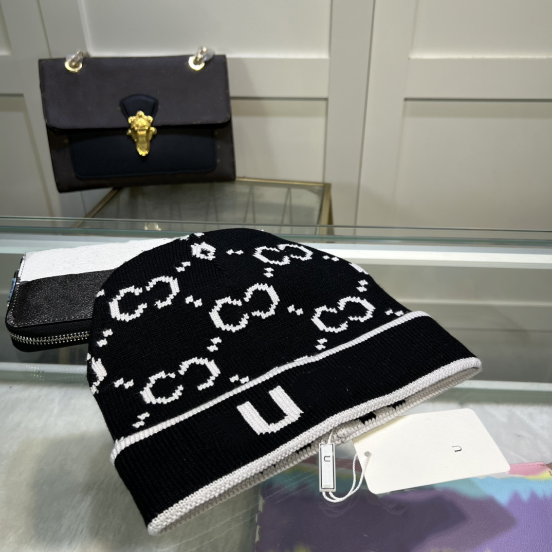 Luxurys Designers Boneie Fashion Casual Hat Hat de luxe Designer Bonnet adapté aux hommes et aux femmes