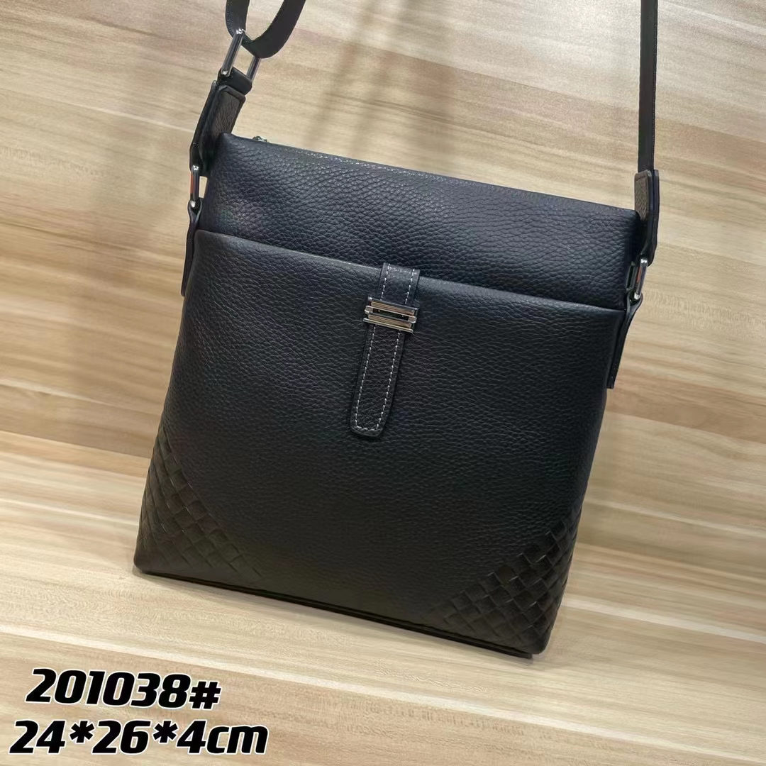 

Leather men's one shoulder cross-body leisure business men's backpack cowhide bag small new fashion genuine products, Black