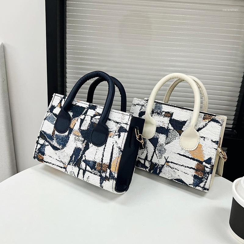 

Evening Bags Women's Bag Graffiti Personality Portable 2022 Japanese And Korean Trend Contrast Color Small Satchel Versatile, Black