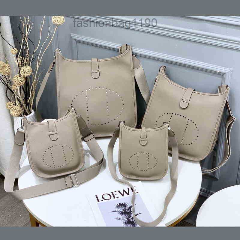 

2022 Herme Handbags Bags Autumn and Designer Winter h Home Top Layer Cowhide Shrunk Leather Togo Paern Evelyn Women's Messenger Small Real RE97PHZ, 17cm (shoulder strap matching method