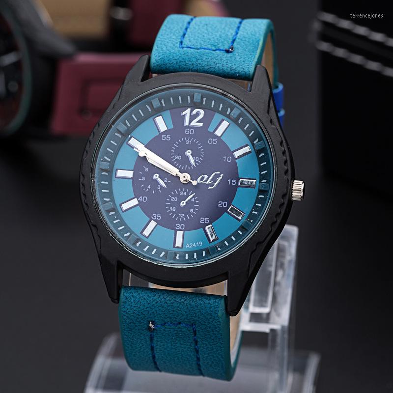 

Wristwatches Korean Fashion Men's Watch Quartz Simple Style, Brown