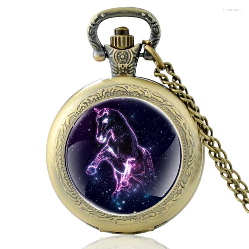 

Pocket Watches Vintage Starry Horse Pattern Quartz Watch Bronze Retro Men Women Pendant Necklace Jewelry Gifts