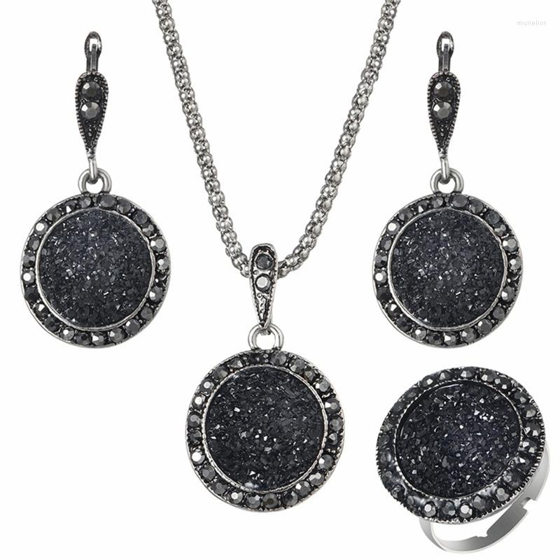 

Necklace Earrings Set Vintage Black Rhinestone Jewelry Fashion Women Antique Color Pendant Sets 3pc Party Round Choker Metal, Picture shown