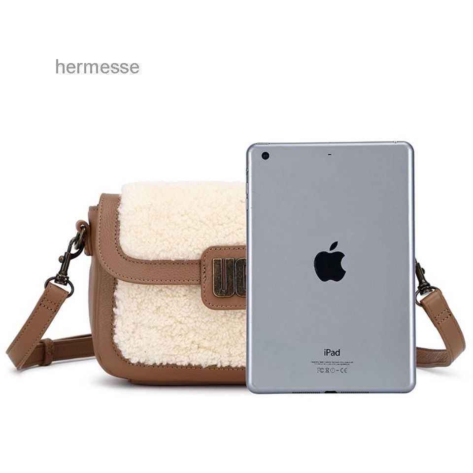 

Evening Bags UGG Designer Autumn Winter 2022 New Womens Bag Lamb Plush Postman Handbag One Shoulder Crossbody Premium Fashion Small Square Handbags, Black / black