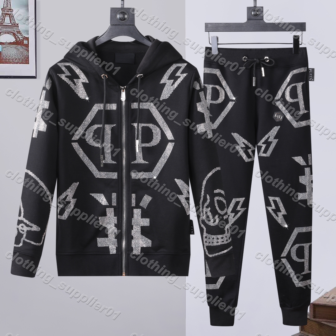 

PHILLIP PLAIN PP SS22 Skull Tracksuit Letter Print suit Tracksuits Set Hooded Pullover Sweater Men's Black 01