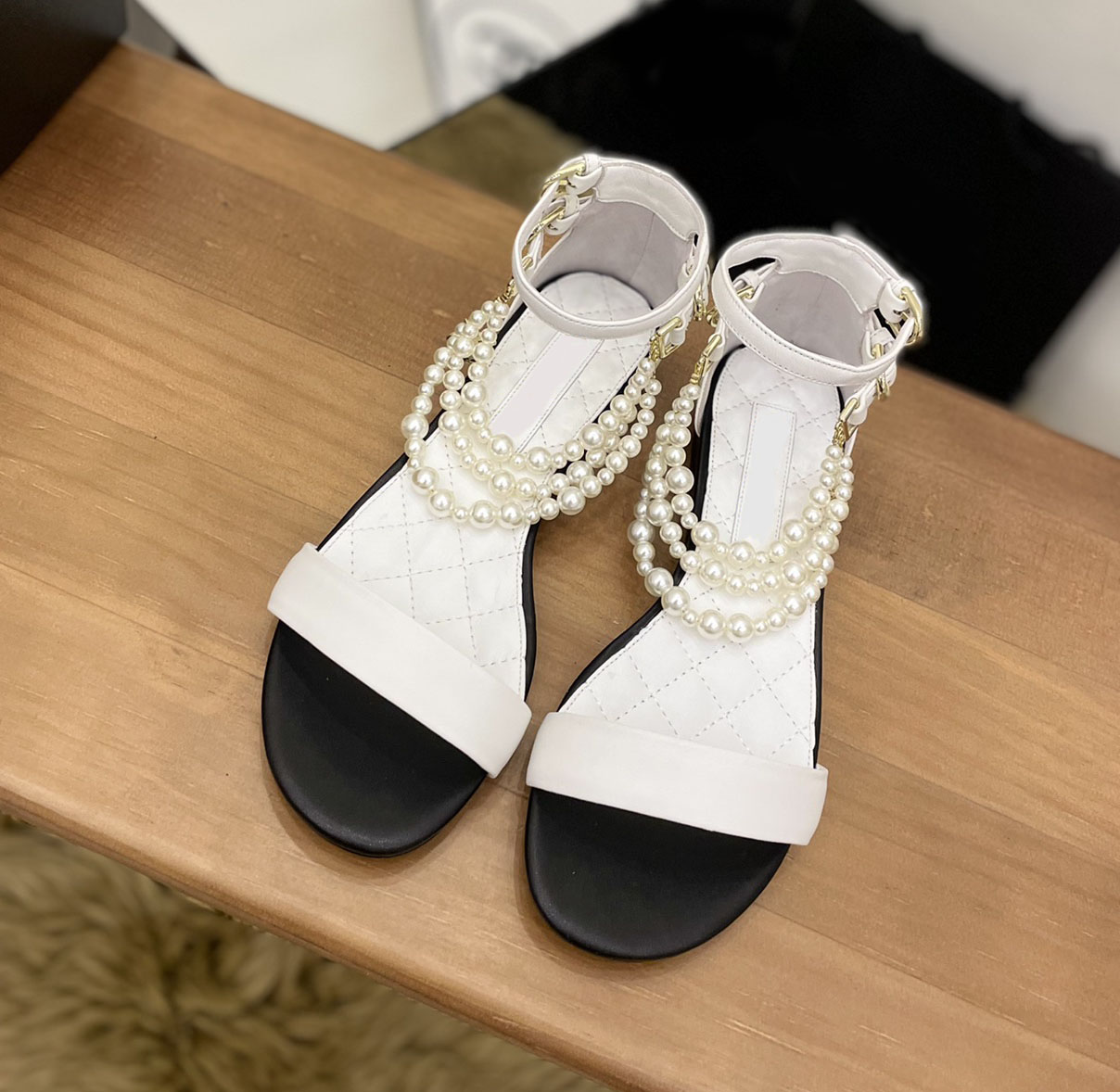 

Summer Women flip flop Sandals Flat Slippers Grosgrain Imitation Pearls Black open toe lace up heels vintage Sandal Designer Luxury Fashion Ladies Beach slipper, Customize
