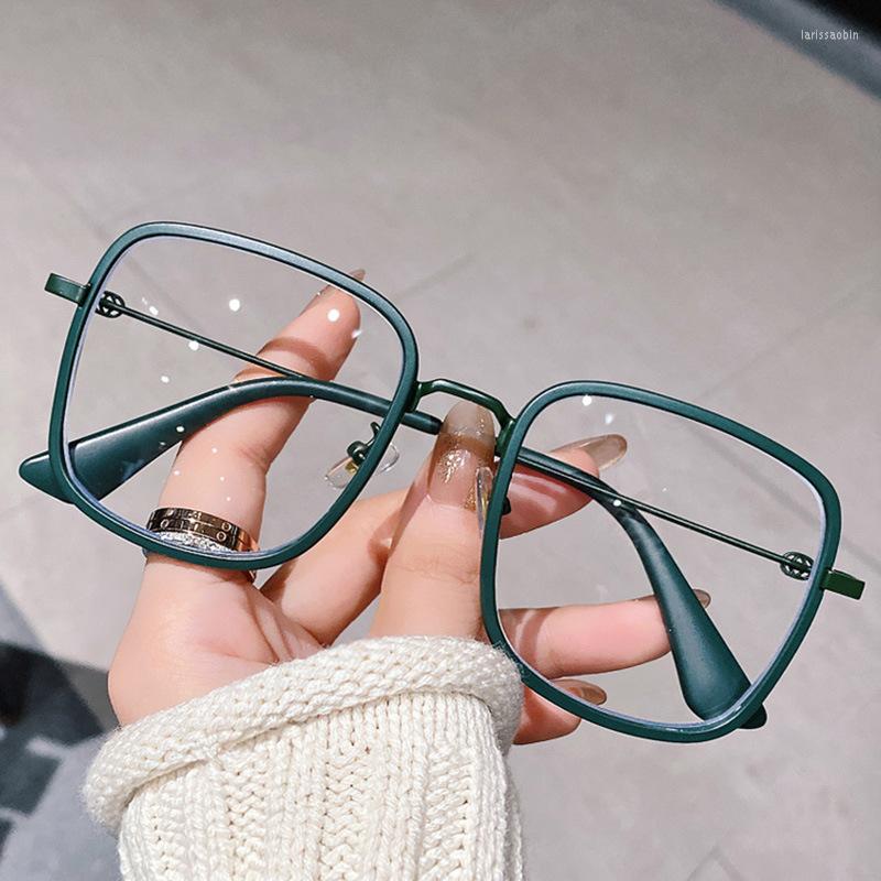 

Sunglasses Black Square Anti-blue Light Glasses Frame For Women Vintage Alloy Hollow Beige Eyeglasses Men 2022 Brand Computer Eyewear
