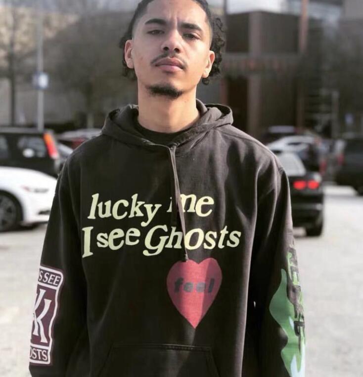 

Mens Designer Hoodie High Street "Lucky Me I See Ghosts" Print Hoodies Fashion Streetwear Pullover Street Fashion Letter Design Simple Style Couple Outfit, Black