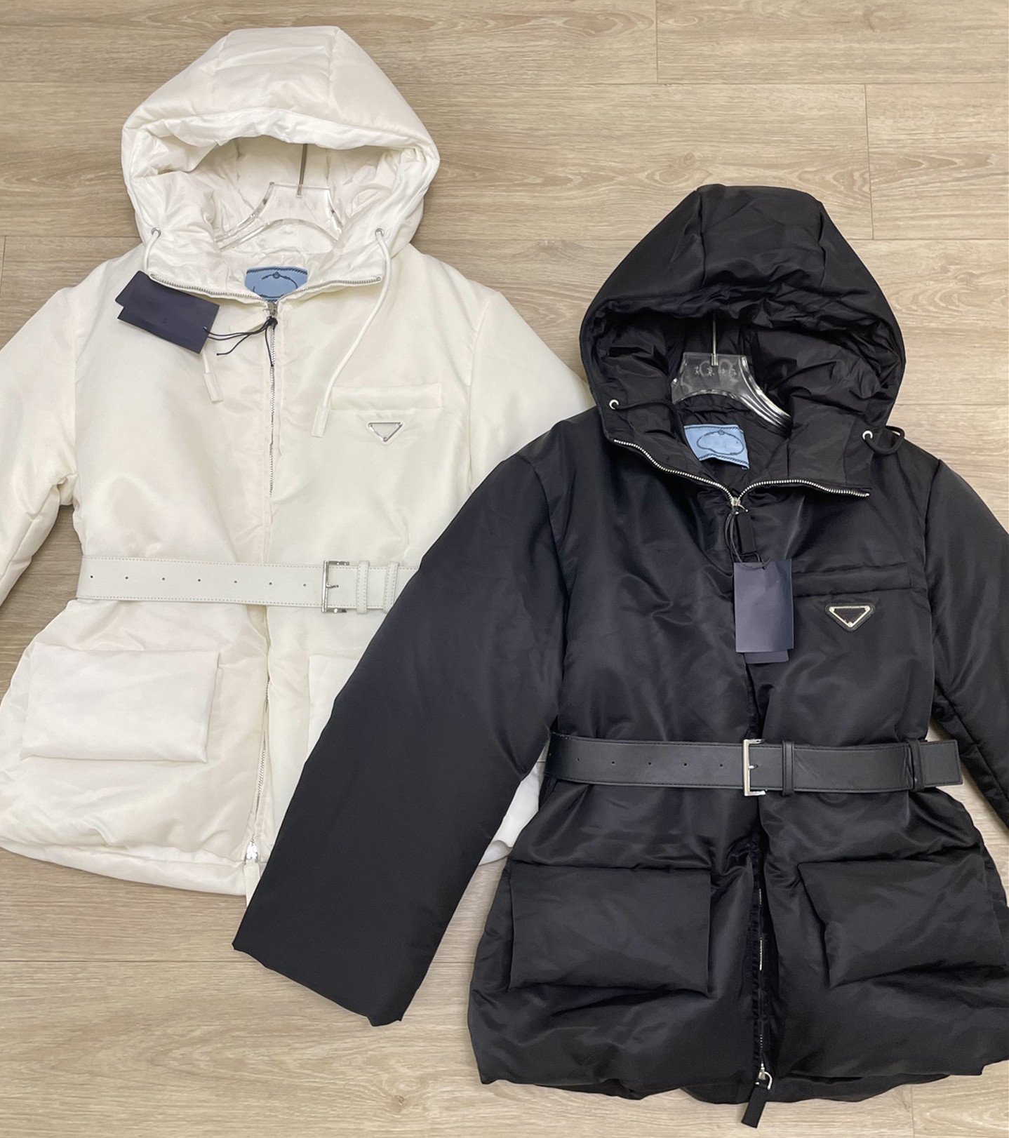 

Sashes Women' Down Parkas Designer Fashion Hooded Jacket Coats Ladies Triangle Letter Outerwear Coats Thick Clothing, Price difference