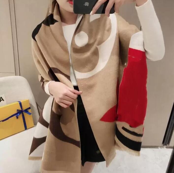 

2022 Hot Designer winter cashmere scarf high-end soft thick fashion women's SHAWL