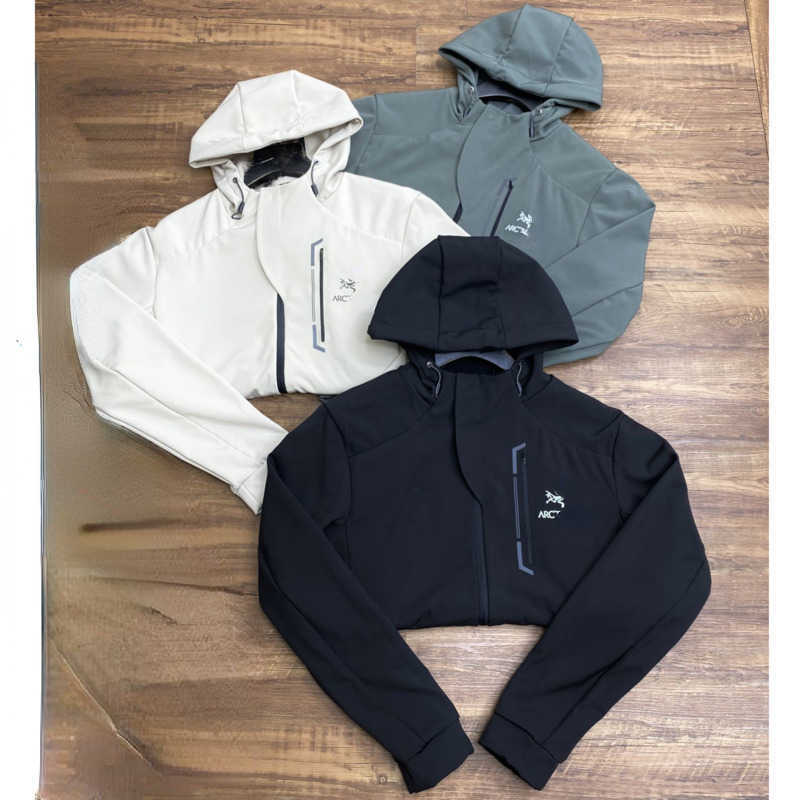 

Arc jacket designer jackets couple winter waterproof breathable couple soft shell coat zipper cardigan hooded sportswear coat, Silver