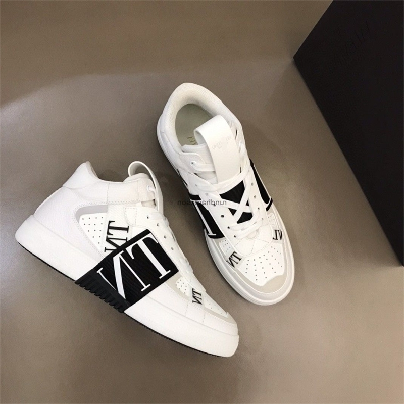 Boots de moto hommes Chaussures Chaussures à lacets Flat Designer Luxury Paris Roma Classic Unisexe Sneakers Outdoor Geuthesine Leather Sports Vl