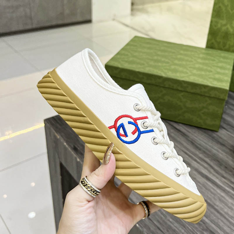 

Designer sneaker women Men's shoes Breathable canvas shoes Size 35-46 model HX02