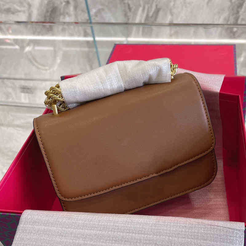 

Thick Chain Shoulder Bags Women Square Handbag Leopard Print Leather Luxury Designer Bag Crossbody Female Purses 220328 Trendy style, Red