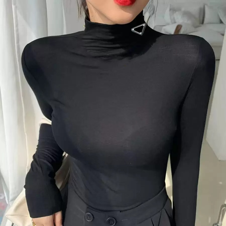 

High Necks Woman Blouses Designer Hoodie with Inverted Triangle Logo Fashion Womens Top Yoga Shirt Long Sleeves Female Slim Style with Budge Neck Tees