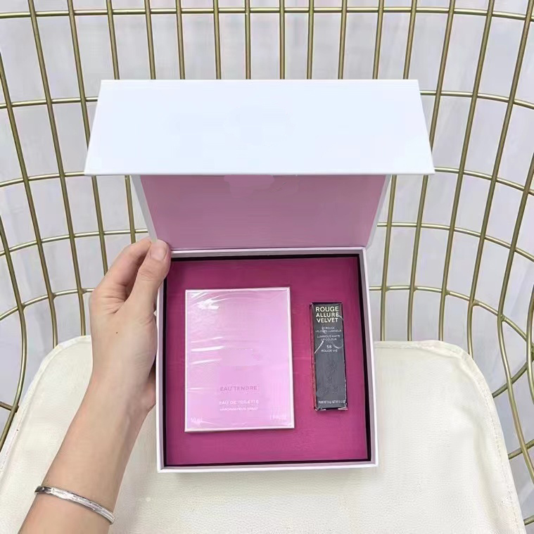 

Encounter perfume lipstick gift box 2-piece essential for makeup experts