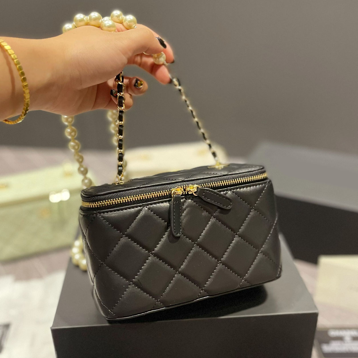 

Shoulder Bags Handbags Luxurys Designer C Quality High CrossBody Fashion Women Tote Clutch Closure classic Pearl chain box bag purse Handbag 2022 ladies wallets, No bags