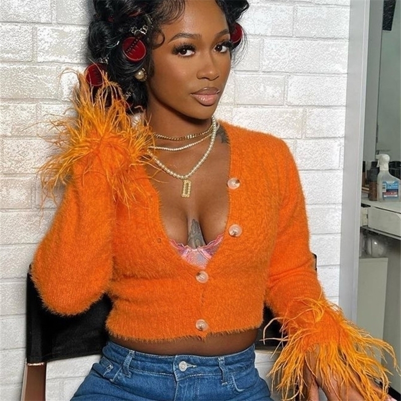 Femmes Tricots T-shirts Hugcitar Orange À Manches Longues Plume Tricot Boutons Cardigan Sexy Crop Top Pull Automne Femmes Coréen Partie Y2K Hallo