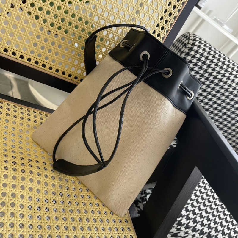 

Jil Canvas Handbag Men's Designer Shoulder Large Capacity Tote Crossbody Bag Ins Women's Drawstring Leather Bucket bag, White