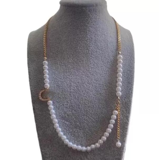 

Letter Pendant Necklaces Inlaid Rhinestones Pearl Sweater Chain Clavicle Chains