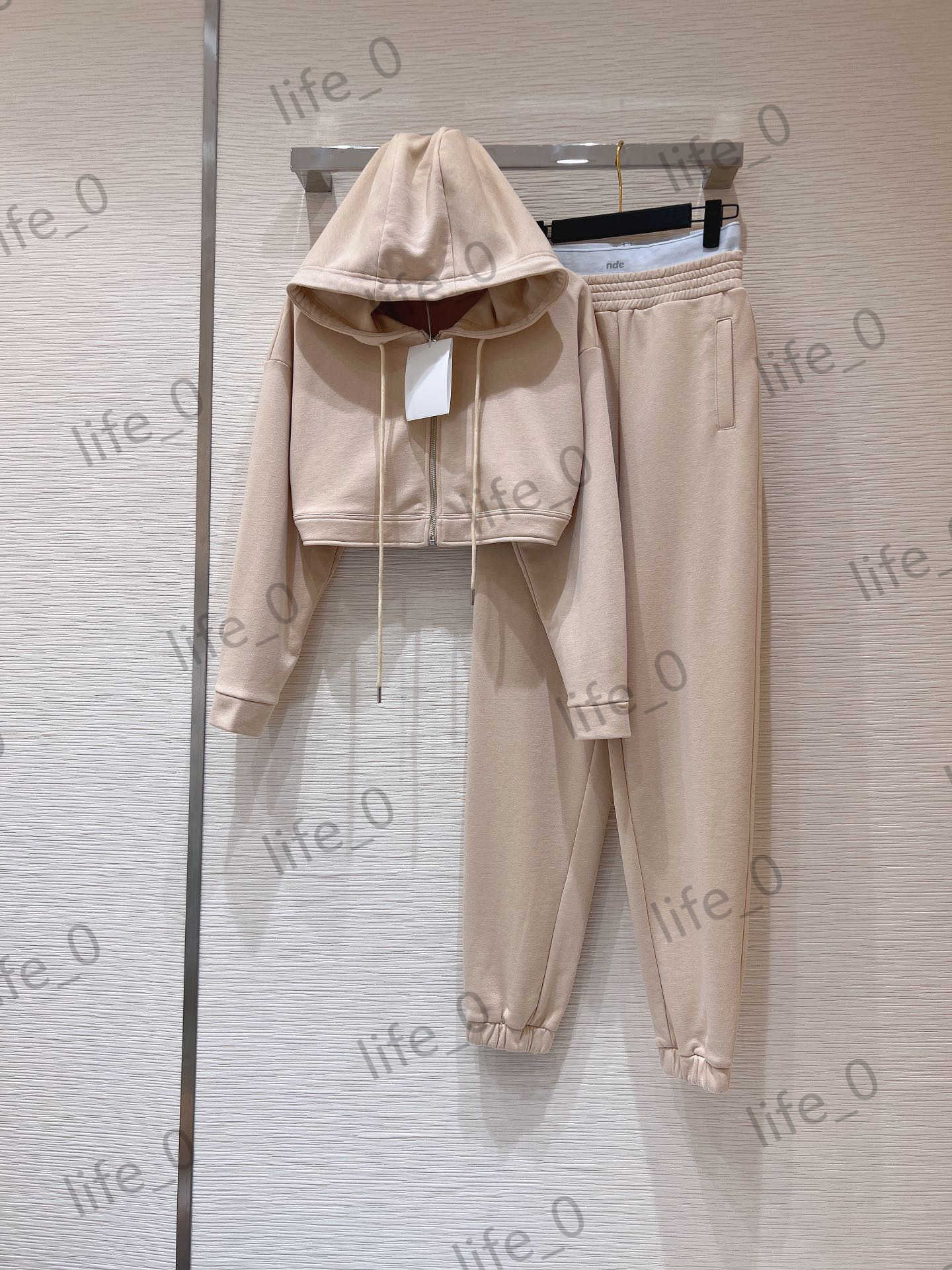 

Womens Two Pieces Pants Pure Color Short Hoodies Tops Patchwork Color Contrast Elastic Belt Bunch Foot Designer Trousers Fashion Brand Woman Tracksuit