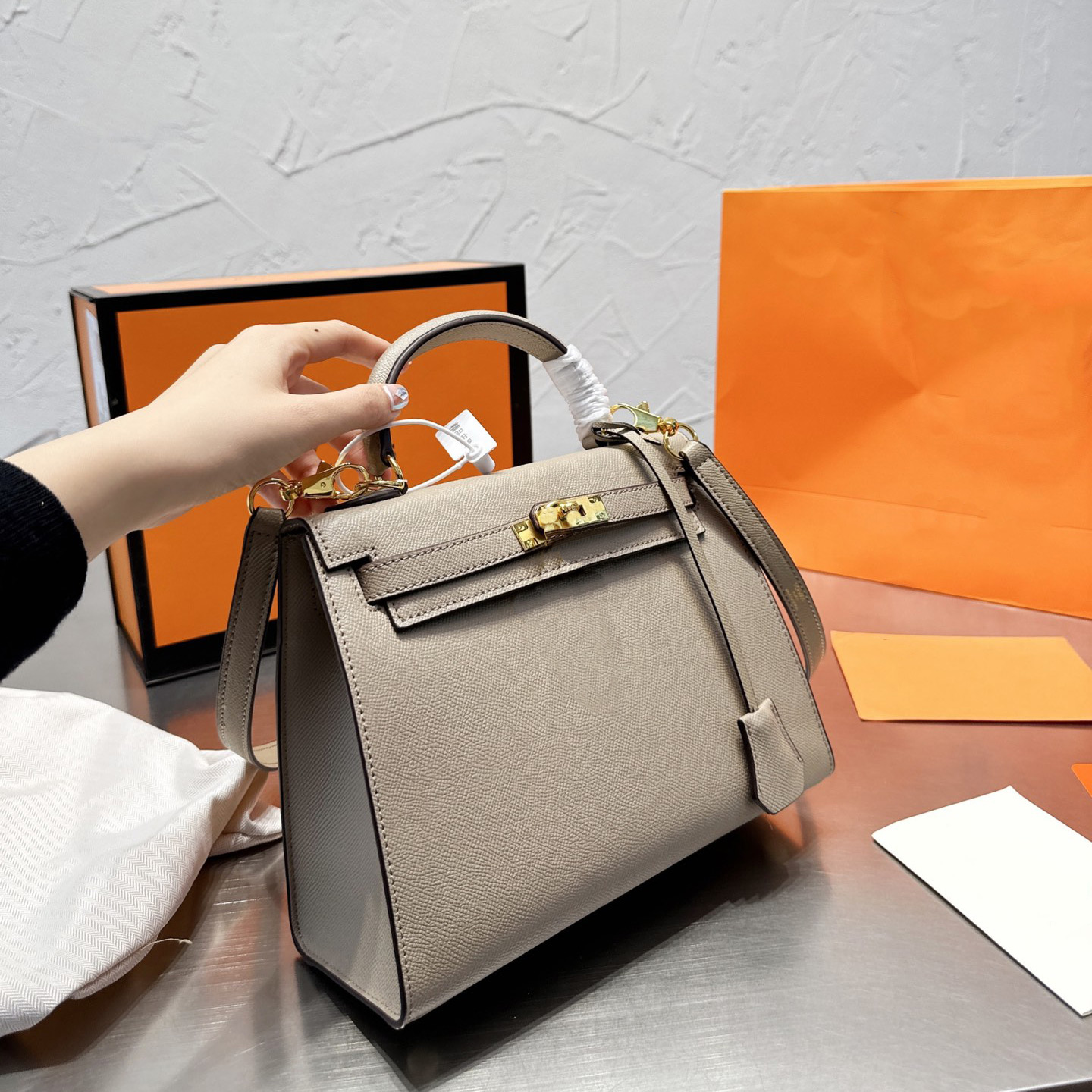 

Luxuries Bag Lady Classic Designer Bags Genuine Leather Women Handbag Fashion Handbags Series Crossbag Great Quality Wallets Cross Body Bag, Black