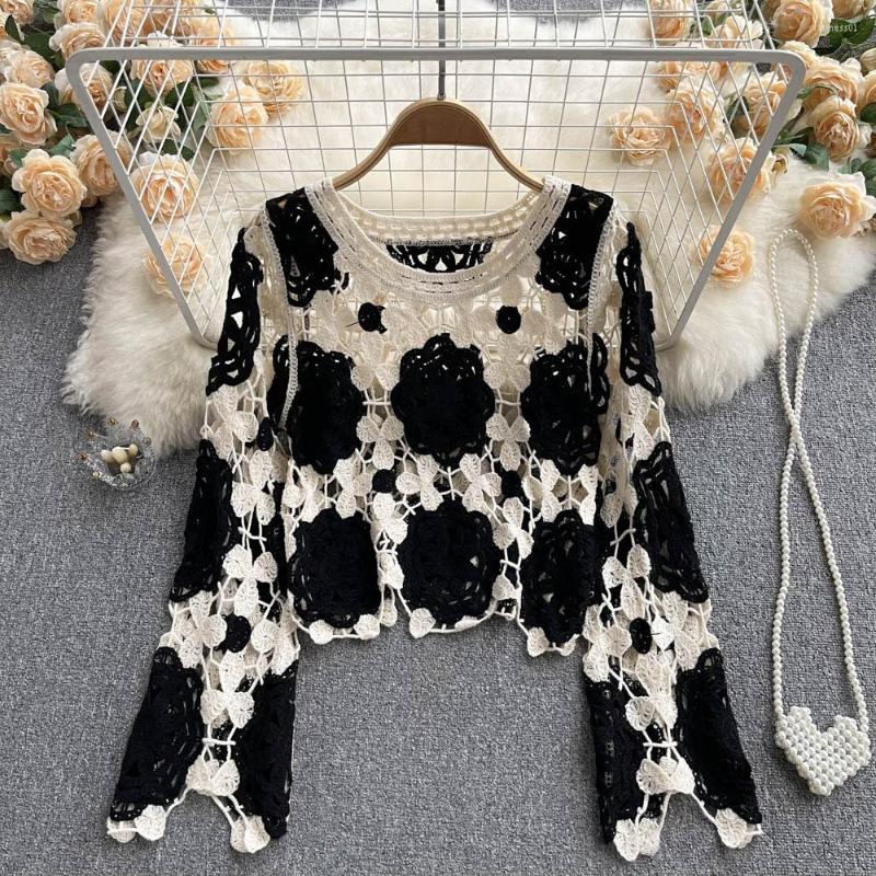 

Women's Blouses Summer French Loose Crochet Hollow Long-sleeved Round Neck Knitted Blouse Thin Section Hundred Matching Skirt, Sky blue