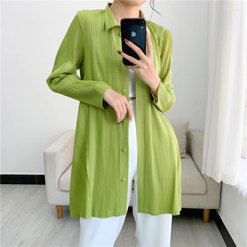 

Women's Trench Coats Spring Long Sleeve Casual Coat Women Single-breasted Turndown Collar Loose Solid Fashion Windbreaker Miyak Pleated, Beige