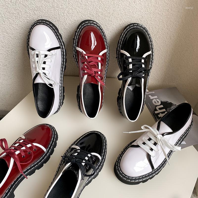 

Dress Shoes Spring/autumn 2022 Loafers Women Patent Leather Round Toe Lace-Up Chunky Heel All-match Fashion Retro Casual, Black