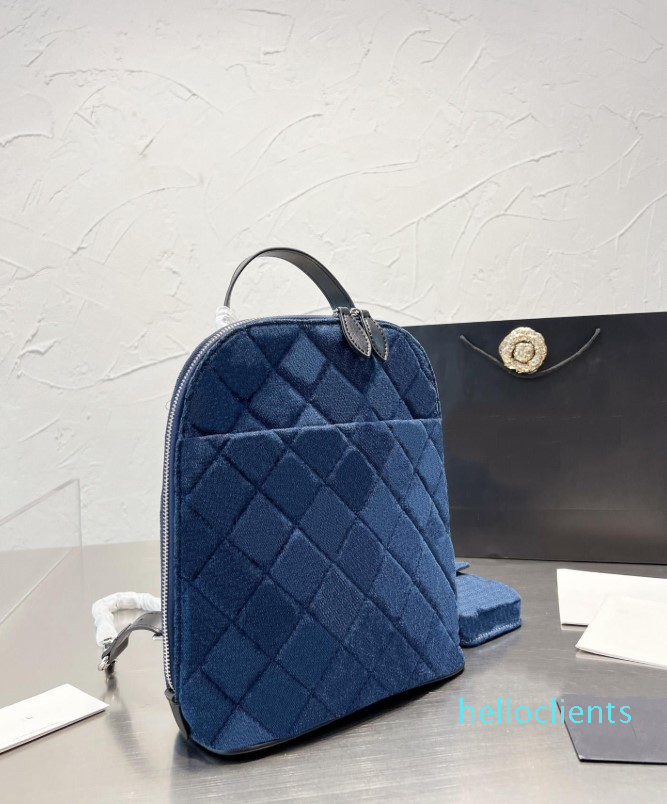 

2022 new Women's Designer Backpack Denim Blue Bags Silver Chain Zipper Shoulder Bag With Coin Purse Vintage Atmosphere Luxury Shell Sacoche Tote Backpack 30CM top