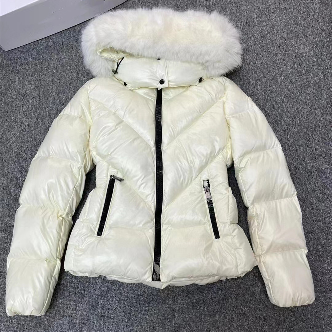

Women's Designer Down Jacket with Fur-Trimmed Hood - Nylon Winter Parka with Down Filling for Stylish Outdoors Wear.