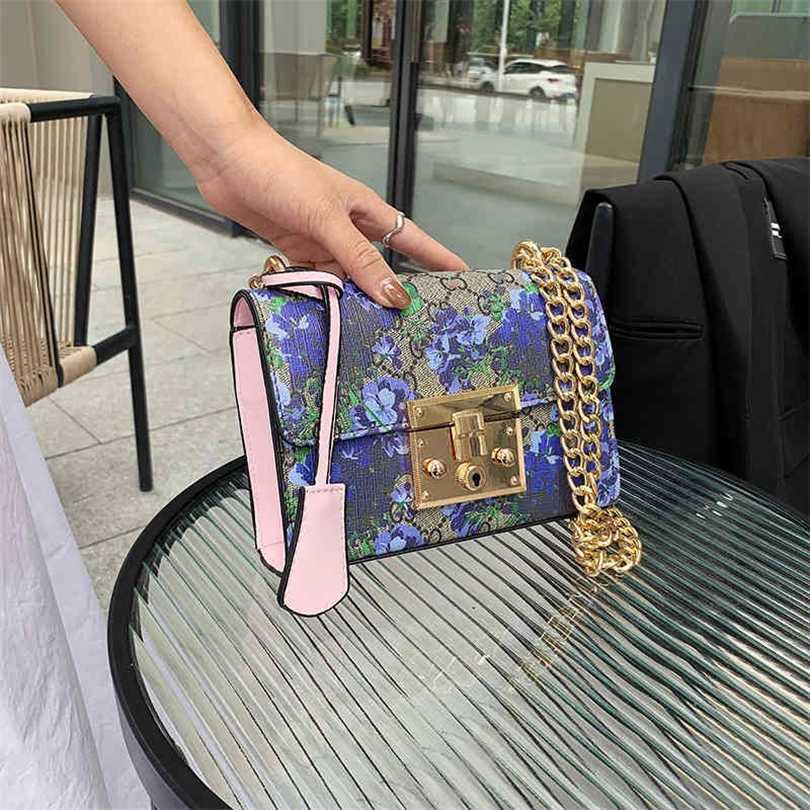 

70% OFF 2023 Designer bag Outlet Store women's Korean simple messenger versatile small fragrance single shoulderLZHW, Flower and bird red