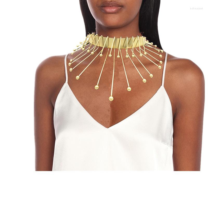 

Choker Latest Design Beads Necklace Gold Pendant Punk Blossom Collar Jewelry Women