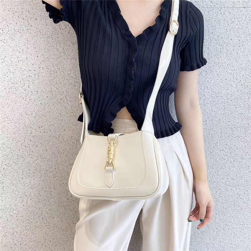 

2020 Summer New High Quality Luxury Women's Vintage Macarone Large Capacity Lock Bag Underarm Leather Handbag Shoulder Bag 1104