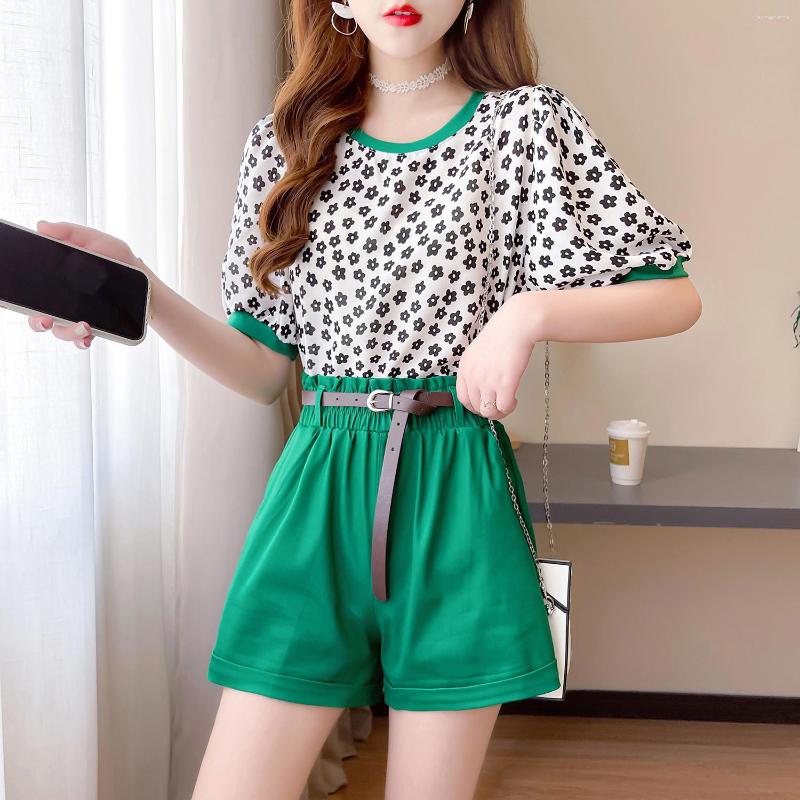 

Women' Tracksuits 2022 Summer Retro Hong Kong Flavor Small Fresh Hit Color Floral Chiffon Shirt Elastic Wide Leg Shorts Two-piece Suit, Black