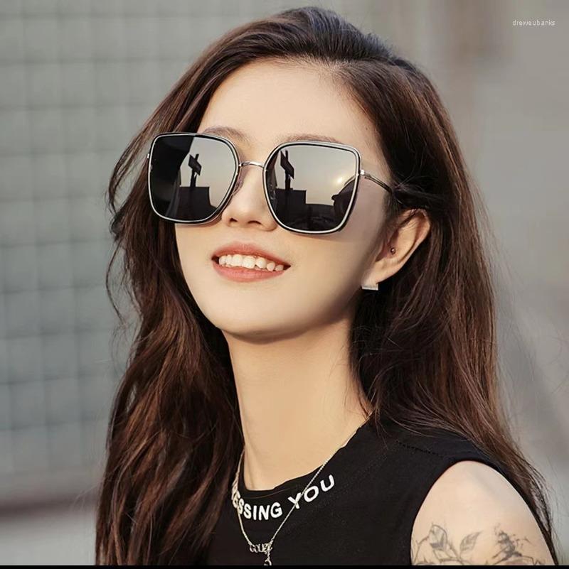 

Sunglasses 2022 Oversized Women Luxury Designer Vintage Square Sun Glasses Classic Eyewear For Lady UV400 Big Frame