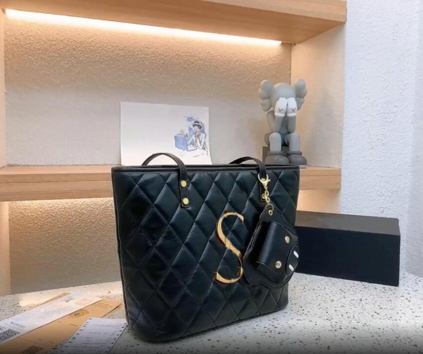 

Women Leather Shoulder Bags Luxury Lambskin Purse brand Designer composite Handbag retro style handle Metal sheets Chain Cross Body Diamond Lattice Bag, Black